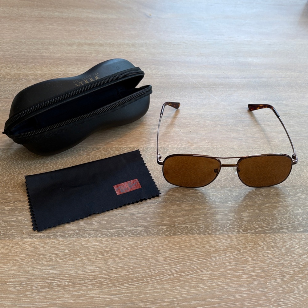 Vogue Eyewear Brown Sunglasses with Black Case